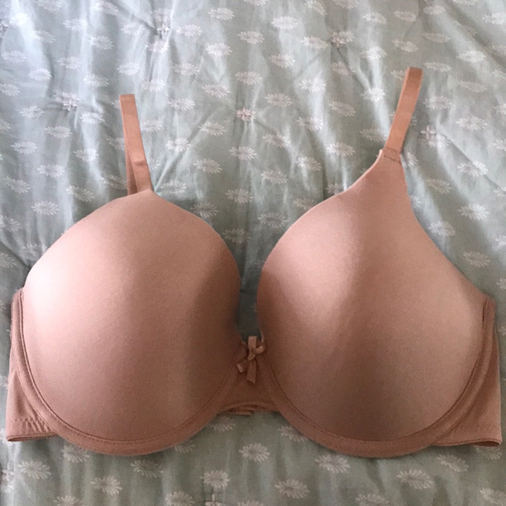 Secret Treasures Nude Bra Size 36DD